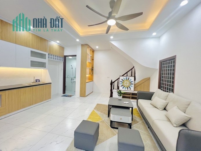 Bán nhà quận Nam Từ Liêm Mễ Trì Hạ 35m 4 tầng ngõ thông nhà đẹp ở ngay chỉ 4.35 tỷ lh 0817606560