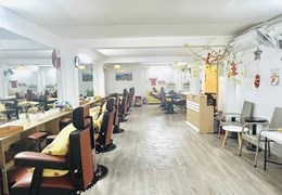 CẦN SANG NHƯỢNG LẠI MẶT BẰNG NGAY TRUNG TÂM CHỢ HÀN