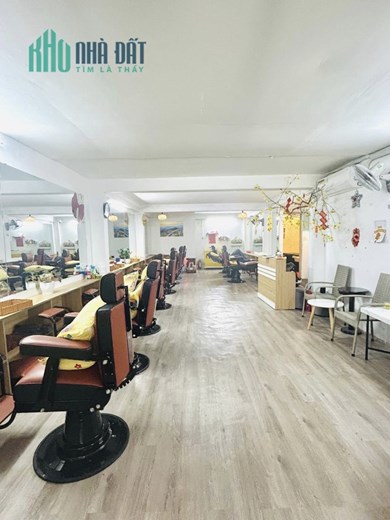 CẦN SANG NHƯỢNG LẠI MẶT BẰNG NGAY TRUNG TÂM CHỢ HÀN