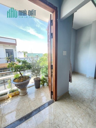 NHÀ ĐẸP HAI TẦNG - FULL NỘI THẤT TẠI HOÀ QUÝ, NGŨ HÀNH SƠN, ĐÀ NẴNG - GIÁ CHỈ 2,45 Tỷ