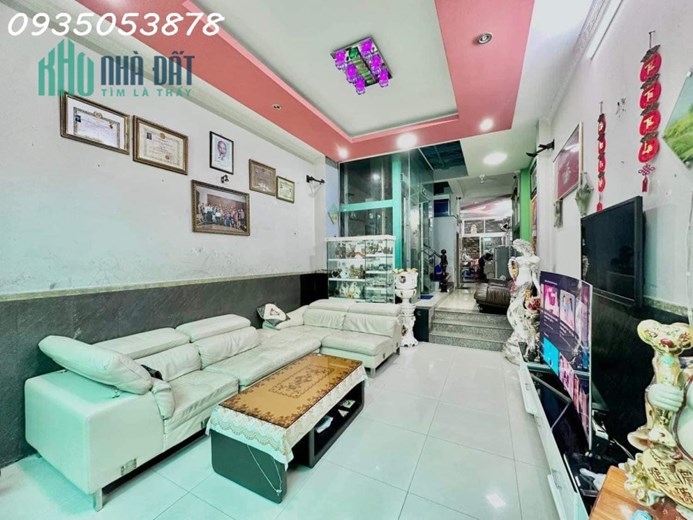 Bán nhà khu vip Vườn Lài, Tân Thành, Tân Phú, 4 tầng thang máy, đường 10m có vỉa hè