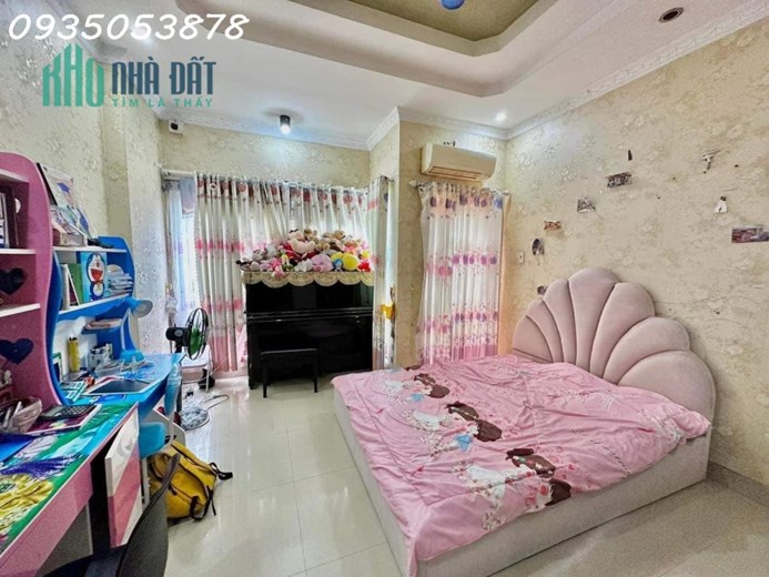 Bán nhà khu vip Vườn Lài, Tân Thành, Tân Phú, 4 tầng thang máy, đường 10m có vỉa hè