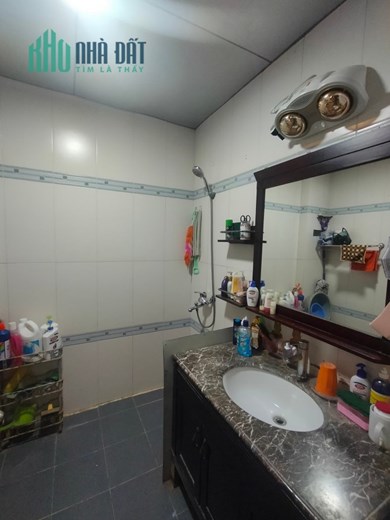 Bán nhà Phương Mai 45m Ô tô đỗ cửa - Ngõ thông Kinh doanh - Giá hạ
