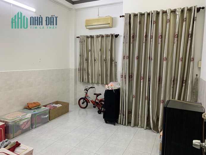 Bán gấp Lê Đức Thọ, 65m2, với 4 PN (có PN tầng trệt), nhà mới, ở ngay chỉ 4.5 tỷ TL