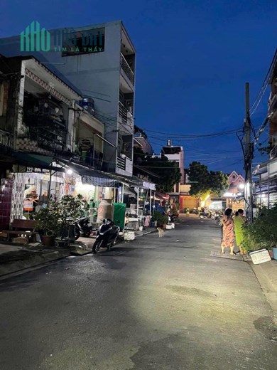 Bán Nhà Lũy Bna Bích,Gần 60m2, Hẻm Nhựa Xe Tải Sát Mặt Đường , Chỉ 4 Tỷ xxx.