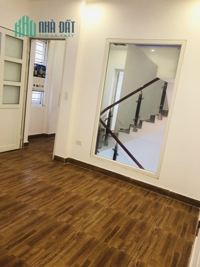 Bán nhà ngõ 213 Thiên Lôi, 46m 4 tầng lô góc cực đẹp GIÁ 2.55 tỉ gần Chợ Đôn