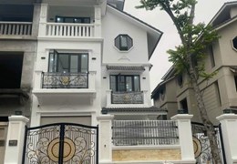 Bán nhanh căn biệt thự 180m2. Giá chỉ 10,8 tỷ.