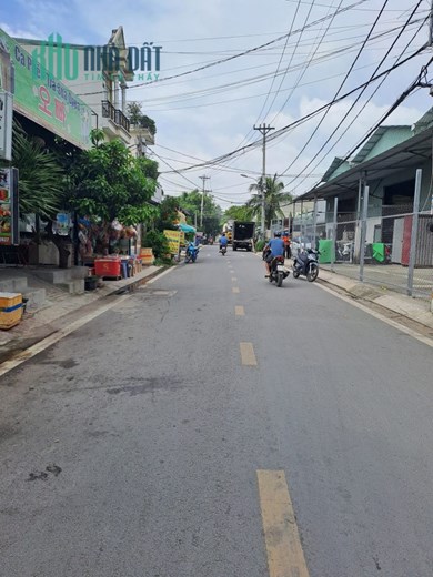 NHÀ THẠNH XUÂN, Q12 - ĐƯỜNG 8M - 88M2 - 3PN - GIÁ 4,8 TỶ.
