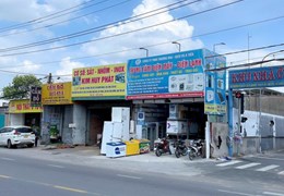 Bán nhà C4 mặt tiền DT 743, P. Dĩ An, TP Dĩ An, Bình Dương