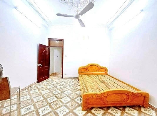 NHÀ 2 THOÁNG PHỐ CHÙA LÁNG – NGÕ THÔNG, NÔNG - GẦN PHỐ, GẦN HỒ ĐIỀU HÒA – 44M2,4T, 6 TỶ
