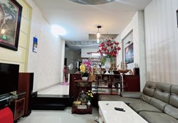 BÁN NHÀ HẺM 243 TÔN ĐẢN, PHƯỜNG 15 QUẬN 4 - 100M2