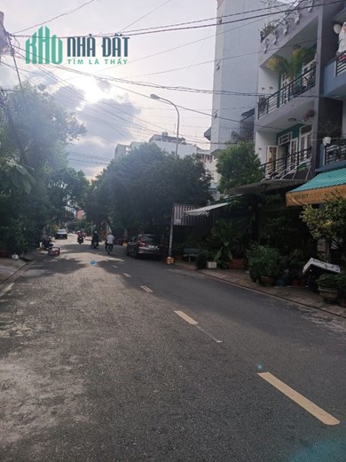 Bán gấp nhà hẻm xe hơi tránh Hương Lộ 2 Bình Tân 4,5x18.
