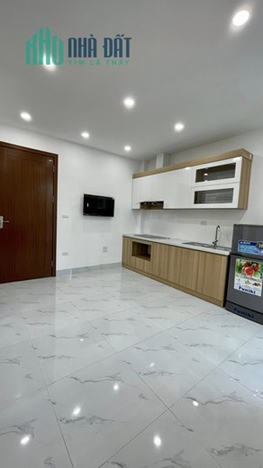 Bán ngôi nhà 44m2 phố Bồ Đề, Long Biên Thang máy Nhập Gara Ô tô phi 6 phòng ngủ 6.4 Tỷ