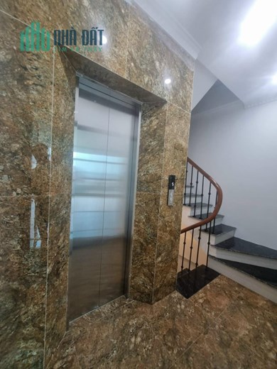 Bán căn nhà 83m2 6 tầng phố Ngọc Thụy, Long Biên Thang máy XỊN Gara Ô tô 8.4 Tỷ