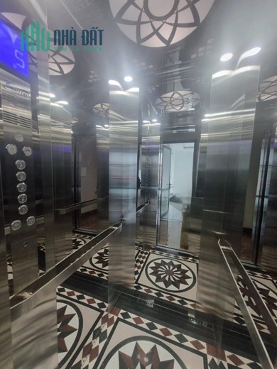 Bán ngôi nhà 85m2 6 tầng phố Ngọc Thụy, Long Biên Thang máy Nhập Gara Ô tô XỊN 8.1 Tỷ