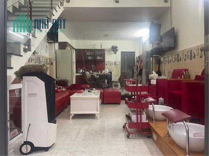 🔥🔥Vĩnh lộc A - BÌNH CHÁNH - MẶT TIỀN duong 8 MÉT THÔNG - 95M2 - 2 lầu - có 5phòng trỏ - hơn 5