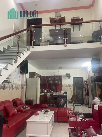 🔥🔥Vĩnh lộc A - BÌNH CHÁNH - MẶT TIỀN duong 8 MÉT THÔNG - 95M2 - 2 lầu - có 5phòng trỏ - hơn 5