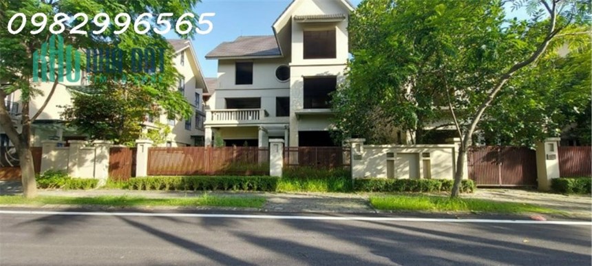 Bán nhanh biệt thự đơn lập 300m2 tại Sunny Garden City, Hà Nội. Giá rẻ