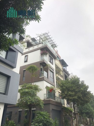 Bán nhà Thanh Am cực đẹp, Lô góc, ô tô, 95 m2, 4T, nhĩnh 8 tỷ.