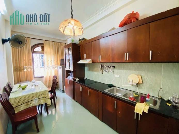 40m 5 Tầng Mặt Tiền 4m Nhỉnh 4 Tỷ Phố Nguyễn Thị Định. Chủ Xây Tâm Huyết Khung Cột Chắc Chắn. View