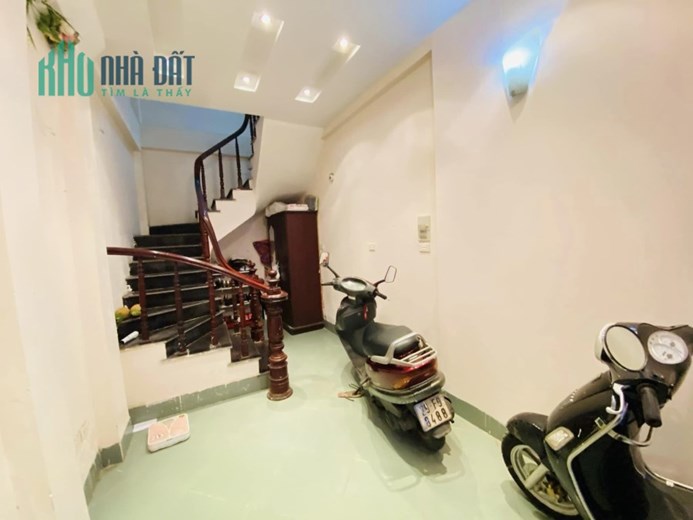40m 5 Tầng Mặt Tiền 4m Nhỉnh 4 Tỷ Phố Nguyễn Thị Định. Chủ Xây Tâm Huyết Khung Cột Chắc Chắn. View