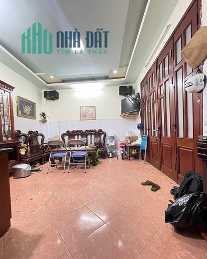 TRUNG TÂM ĐỐNG ĐA - THANH XUÂN, NHÀ VỀ Ở NGAY – HỒ ĐIỀU HÒA, Ô TÔ GẦN NHÀ – 5T, NHỈNH 5 TỶ