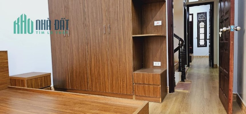 Nhà đẹp phố Bùi Xương Trạch Quận Thanh Xuân 40m2 5 tầng gần ô tô 4,2 tỷ