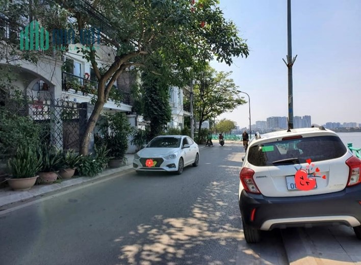 SIÊU PHẨM HIẾM - VIP MẶT PHỐ QUẢNG KHÁNH VIEW HỒ TÂY 185M2, 6T, MT 8M, PHÙ HỢP XÂY 10T KD.