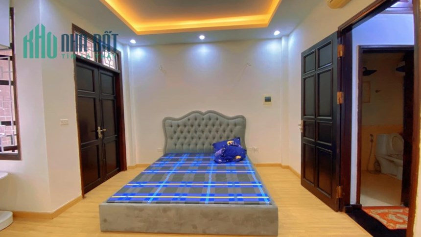 CÓ 1.0.2 NHÀ SIÊU ĐẸP NGÕ 105 PHỐ DOÃN KẾ THIỆN, Ô TÔ TRÁNH 10M , PHÂN LÔ, 50/70M2 * 4 PHÒNG NGỦ *