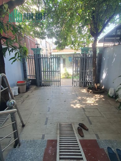Nhà Tân Hiệp 1 Trệt 1 Lầu, dt 130m2 chỉ 3,2tỷ, gần sát chợ nhỏ Tân Hiệp