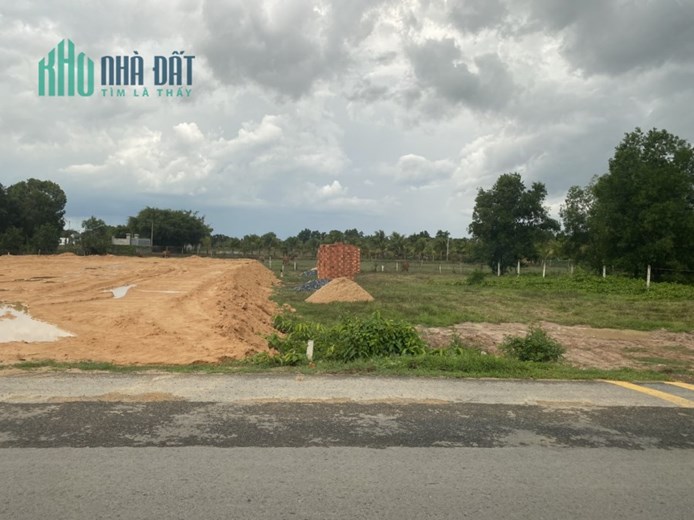 HOT _ Chính Chủ Cần Bán Lô Đất Mặt Tiền Vị Trí Đẹp Tại Tây Ninh