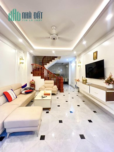 SIÊU HOT !! Nhà 40m2 Phạm Ngọc Thạch, Đống Đa - Mt 5m - 2 thoáng - ở sướng -  chỉ 3.5 Tỷ.