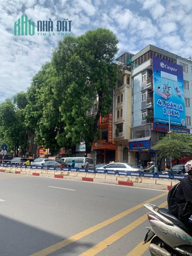 Toà nhà văn phòng mặt phố Đống Đa, 65m x 7tầng, mặt tiền 7.5m, nở hậu, thông sàn