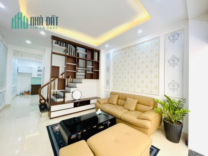 Bán Nhà Đình Thôn - Lô góc đẹp lung linh 38m2X 5Tầng - Ô Tô tránh 20m, giá 4.25 Tỷ