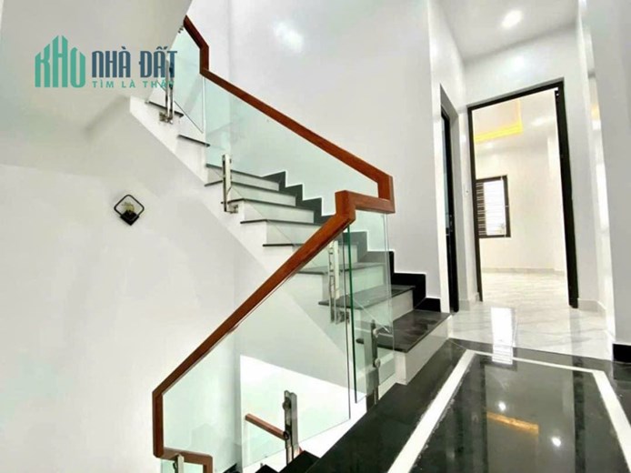 Bán nhà 3 tầng diện tích 48M  chỉ 2 tỷ200  độc lập Đằng Hải Hải An