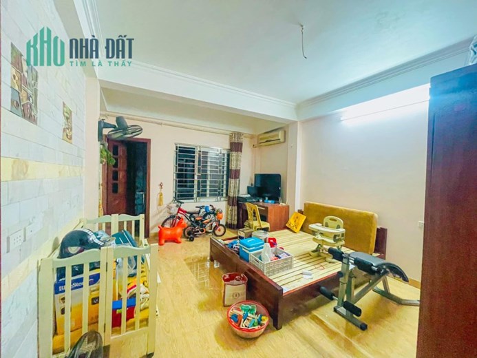 BÁN NHÀ KIM GIANG –TX, 35M2*4T, BA GÁC TRÁNH, GIÁ 3.4 TỶ CÓ GIA LỘC.