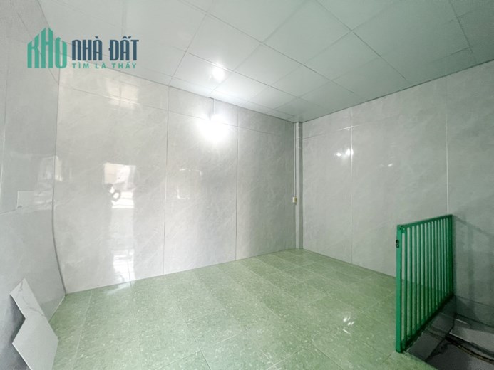 Nhà hẻm ô tô sát MT Phạm Thế Hiển Phường 3 Quận 8 - 6tr5/tháng