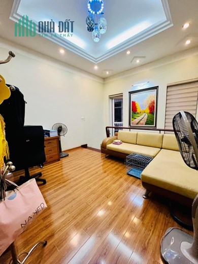 RẺ ĐẸP Ở LUÔN! BÁN NHÀ RIÊNG LÊ TRỌNG TẤN – TX, Ô TÔ VÀO NHÀ, 2 THOÁNG, 56.3M2*5T, MT4.3M, GIÁ 9 TỶ.