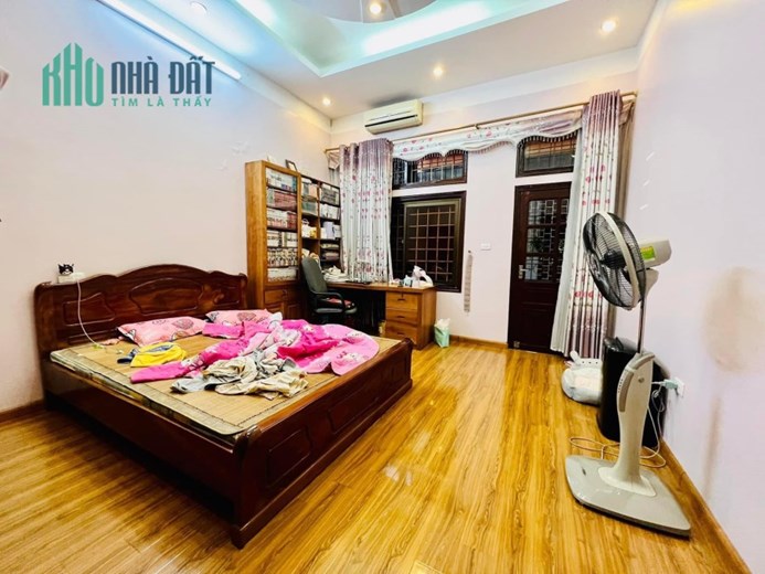 RẺ ĐẸP Ở LUÔN! BÁN NHÀ RIÊNG LÊ TRỌNG TẤN – TX, Ô TÔ VÀO NHÀ, 2 THOÁNG, 56.3M2*5T, MT4.3M, GIÁ 9 TỶ.