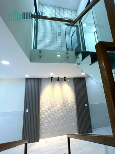 NHÀ MỚI Ở NGAY - VỊ TRÍ VIP - 3 TẦNG 3PN CÓ NỘI THẤT - NHỈNH 3 TỶ