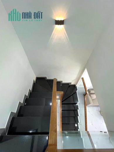NHÀ MỚI Ở NGAY - VỊ TRÍ VIP - 3 TẦNG 3PN CÓ NỘI THẤT - NHỈNH 3 TỶ