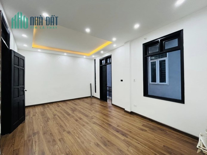 20m ra ô tô tránh, thoáng trước sau, bán nhà Chùa Bộc
