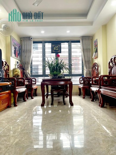 Bán nhà riêng Mai Dịch, thang máy , kinh doanh chỉ 14 tỷ 5 diện tích 67m2