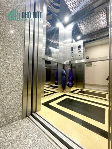 Bán nhà riêng Mai Dịch, thang máy , kinh doanh chỉ 14 tỷ 5 diện tích 67m2