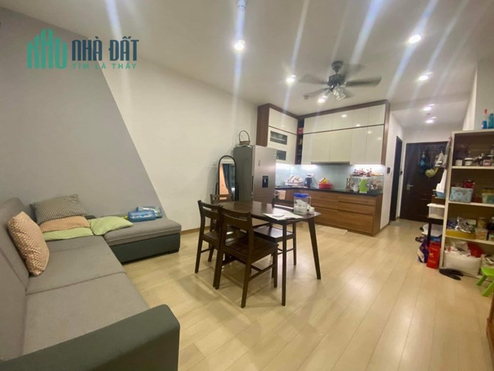 CHỈ HƠN 4 TỶ - Chủ nhà Times City cần bán căn hộ 3 phòng ngủ, ban công hướng Nam, nội thất cơ bản