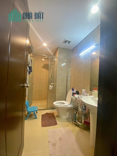 CHỈ HƠN 4 TỶ - Chủ nhà Times City cần bán căn hộ 3 phòng ngủ, ban công hướng Nam, nội thất cơ bản