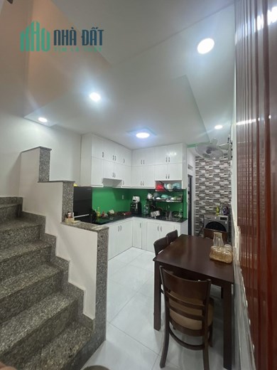 CẦN TIỀN TRẢ NỢ BÁN GẤP NHÀ GÒ VẤP HXH ĐỖ CỬA - 31M2 - CHỈ 3 TỶ HƠN XÍU