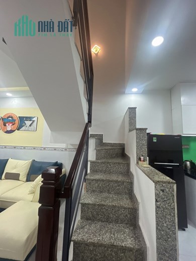 CẦN TIỀN TRẢ NỢ BÁN GẤP NHÀ GÒ VẤP HXH ĐỖ CỬA - 31M2 - CHỈ 3 TỶ HƠN XÍU