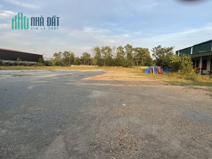 Bán gần 6000m2 đất gần KCN Visip Nghệ An, sổ đỏ, giá 20 tỷ. Lh:0835422066