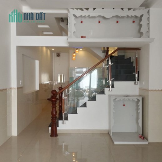 Nhà ít người nên cần bán nhanh nhà Hẻm xe tải, 4 tấm, 5 PN, 50m2 Hương lộ 2.